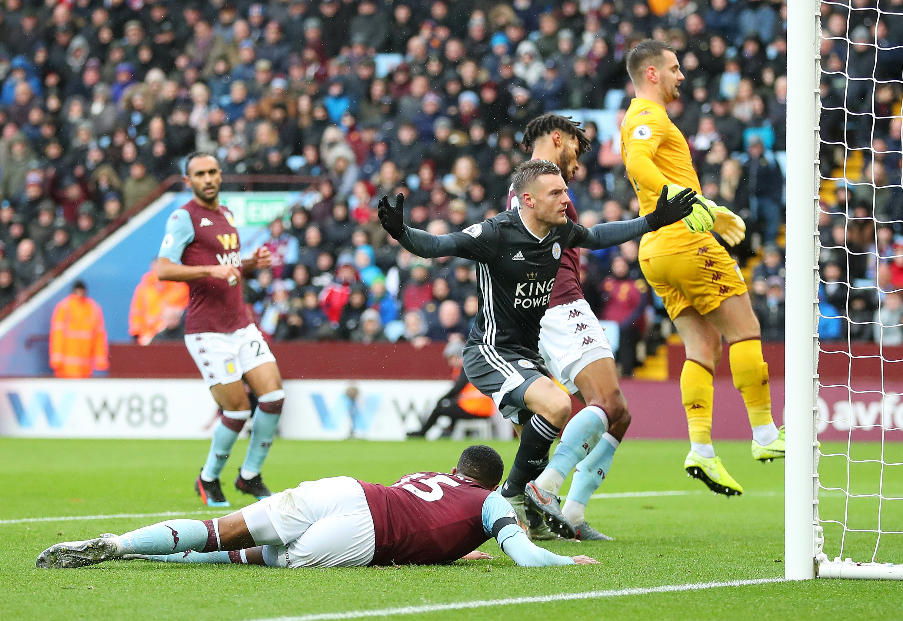 的密切关注 的密切关注